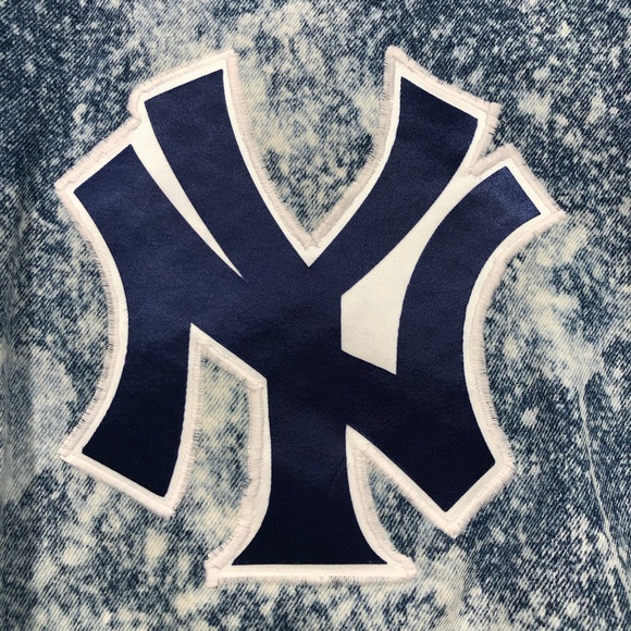 Adidas Bleached New York Yankees Denim Jacket - Picture 4 of 6